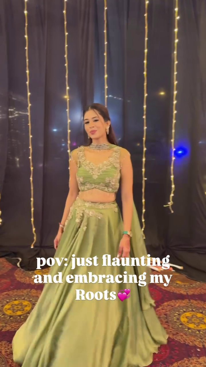 Designer Lehenga Set - Image 3