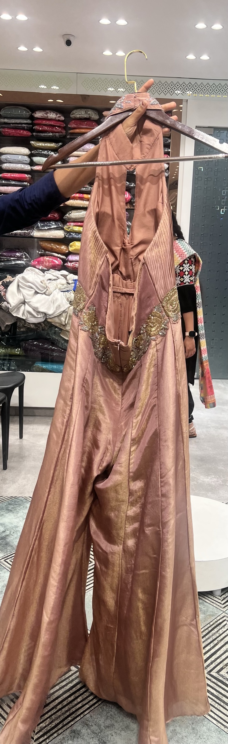 56337BF4 99EF 4606 8102 C16D9BB023E0